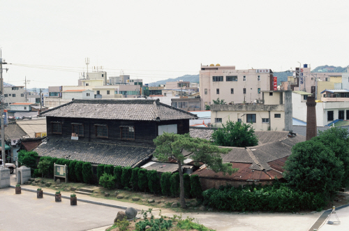 1930년대 지어진 보성군 보성여관은 근대문화유산으로 매입, 보수하여 2011년 숙박체험코스 등 테마공간으로 일반에 공개될 예정이다.