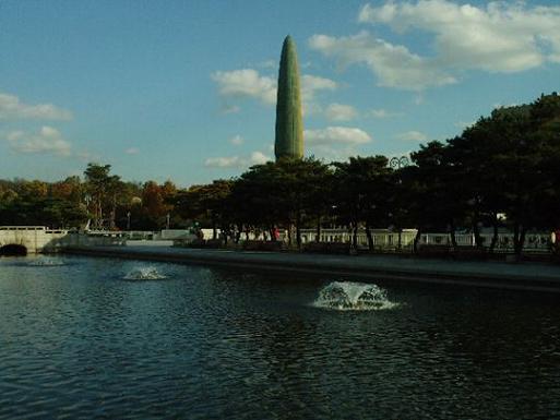 한국전쟁 50주년 기념 조형물