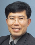 윤창현 교수