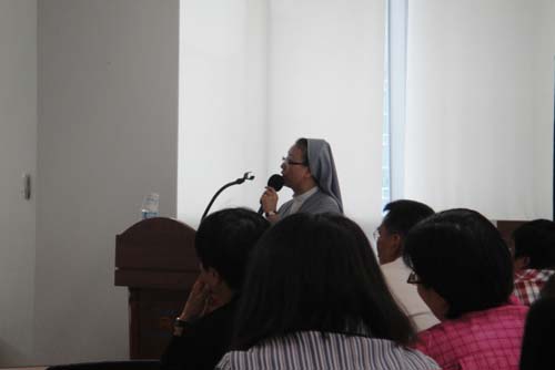 조정옥씨는 효과적으로 금주하기 위해서 병원에 입원하는 것도 한 방법이라고 설명했다.