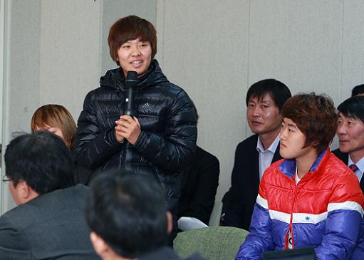 서울 종로구 창경궁로 문화체육관광부 청사 브리핑장에서 지소연 선수가 기자들의 질문에 답하고 있다. (사진=문화체육관광부 대변인실 전소향)