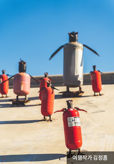 펭귄을 형상화한 재미있는 작품들 - 여행작가 김정홈