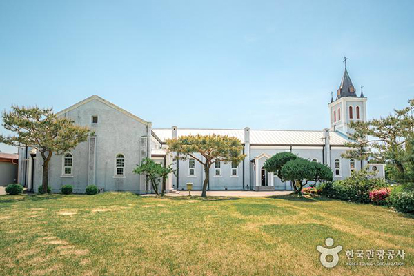 옥천성당 측면 - 한국관광공사