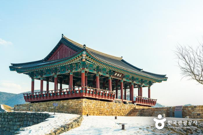 복원한 충청수영성 누각 “영보정” - 한국관광공사