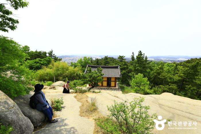 태을암 뒷길 전경 - ⓒ 한국관광공사