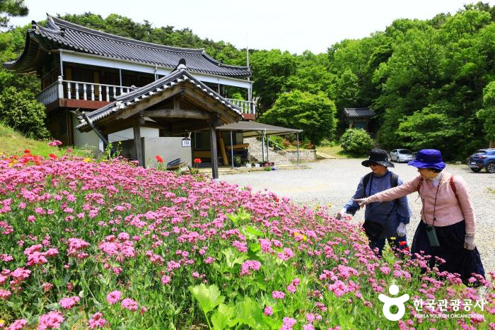 태을암 뒷길 - ⓒ 한국관광공사