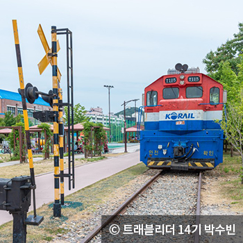 진영역 기차 - ⓒ 트래블리더 14기 박수빈