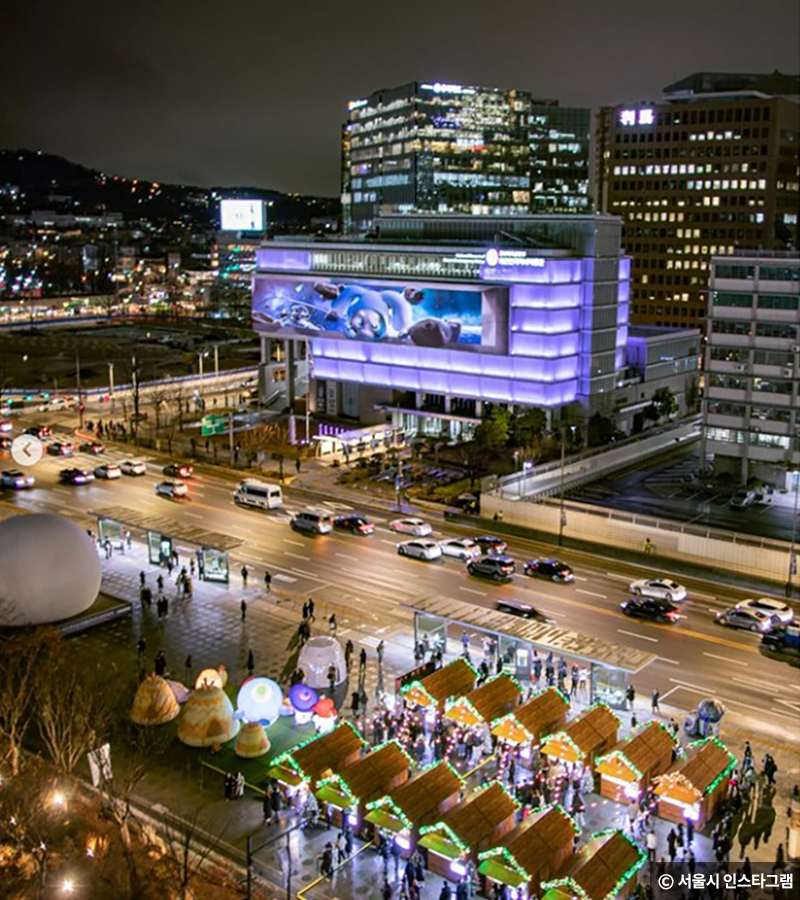 광화문광장 마켓 조명 ⓒ 서울시 인스타그램